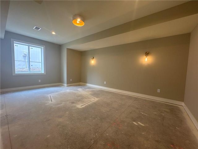 2717 NE 91st Place, Kansas City, MO 64156
