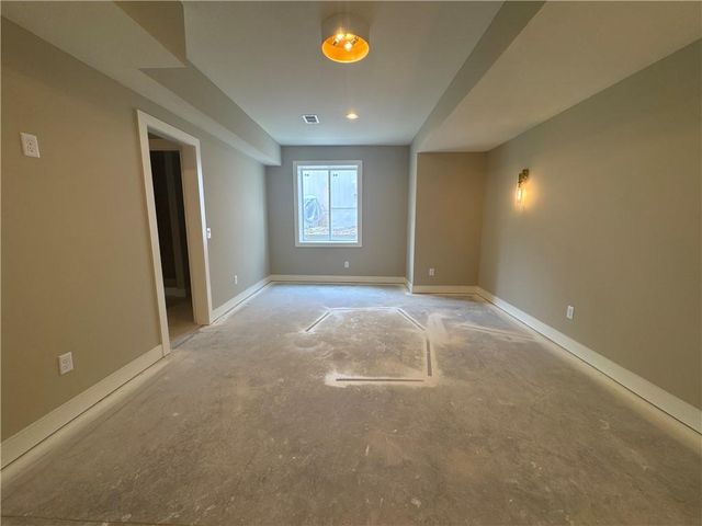 2717 NE 91st Place, Kansas City, MO 64156