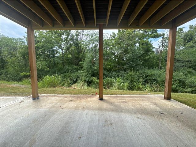 2717 NE 91st Place, Kansas City, MO 64156