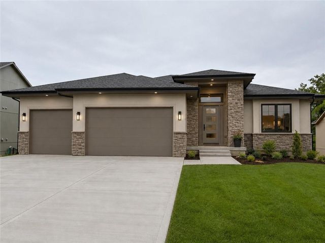 2717 NE 91st Place, Kansas City, MO 64156