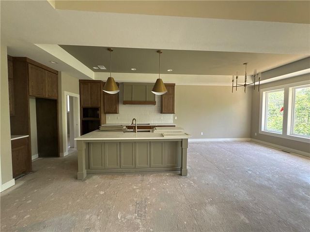 2717 NE 91st Place, Kansas City, MO 64156