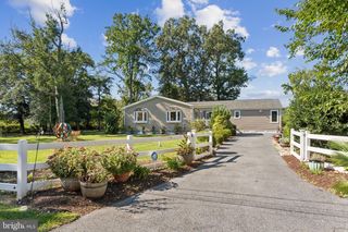 7654 BAY ST, Pasadena, MD 21122