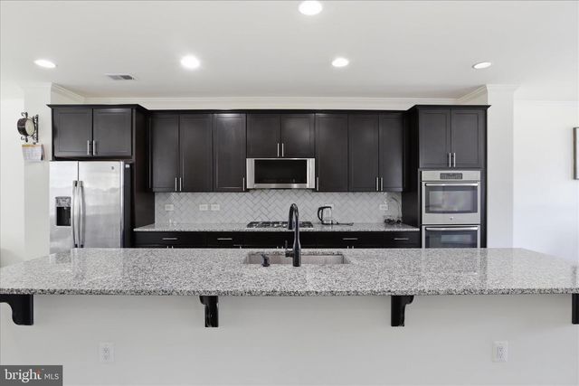 43450 SWEET BRANDY TER, Ashburn, VA 20147