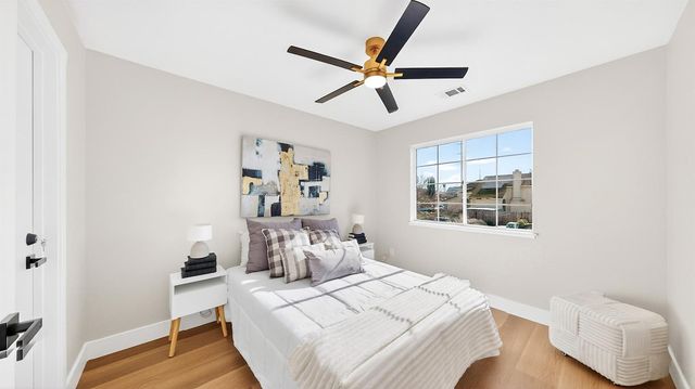 1684 E G St, Oakdale, CA 95361