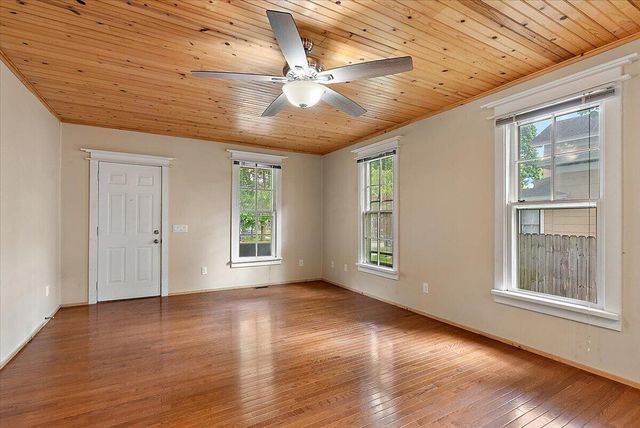 926 Osborne Street, Kalamazoo, MI 49001