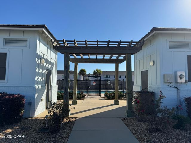 5852 Callaway Circle, Panama City, FL 32404