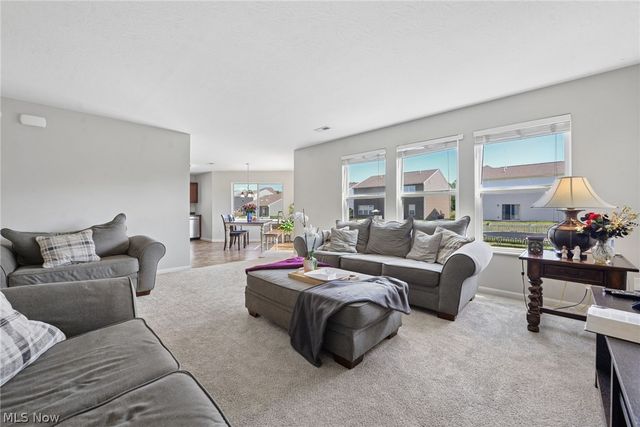 7557 Witch Hazel Drive, Canal Winchester, OH 43110