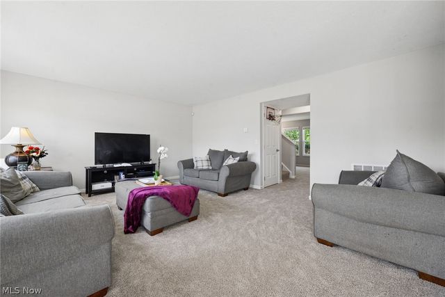 7557 Witch Hazel Drive, Canal Winchester, OH 43110