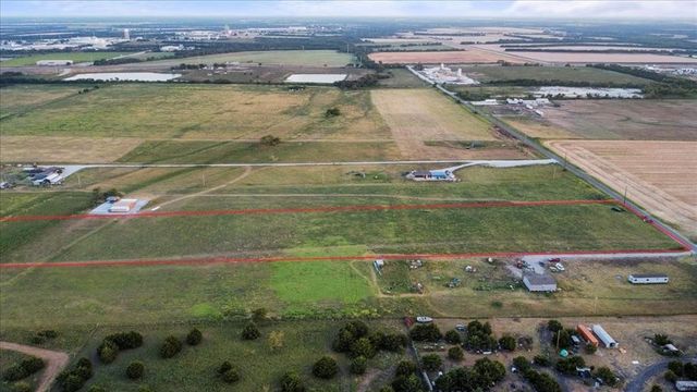 463 County Road 1063, Greenville, TX 75401