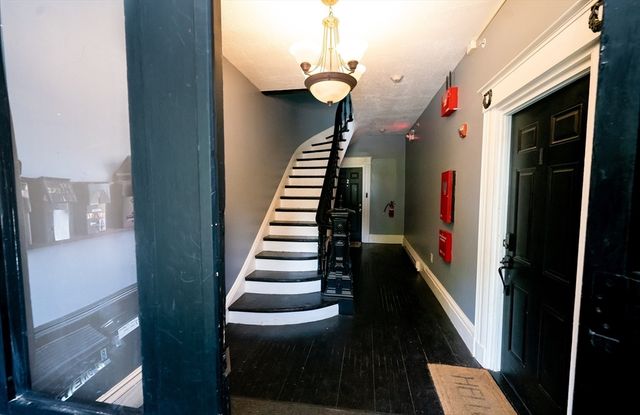 111 Summer St 1, Haverhill, MA 01830
