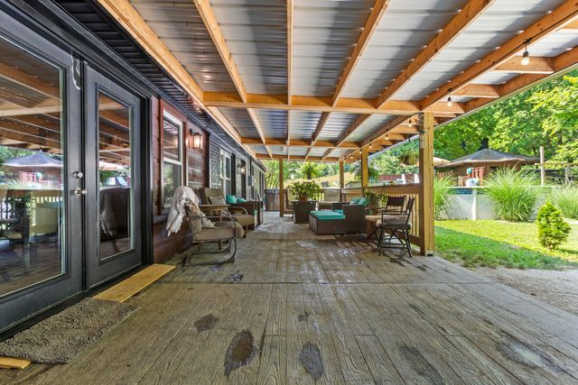 2640 Fords Mill Road, Versailles, KY 40383