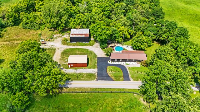 2640 Fords Mill Road, Versailles, KY 40383