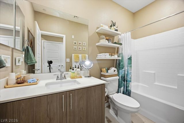 11313 Vision Peak Avenue 102, Las Vegas, NV 89135