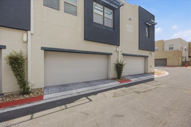 11313 Vision Peak Avenue 102, Las Vegas, NV 89135