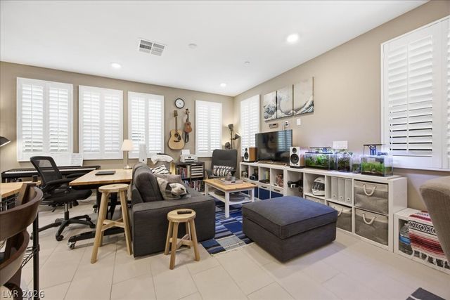 11313 Vision Peak Avenue 102, Las Vegas, NV 89135