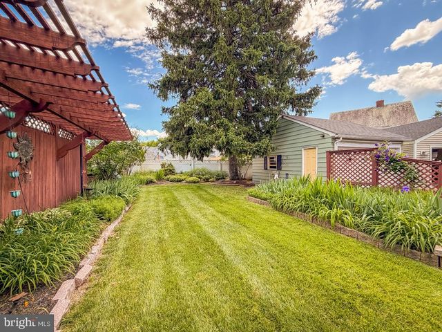1220 WILSON AVE, Bristol, PA 19007