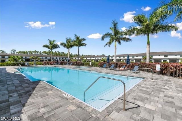 7576 Carnegie WAY, Naples, FL 34119