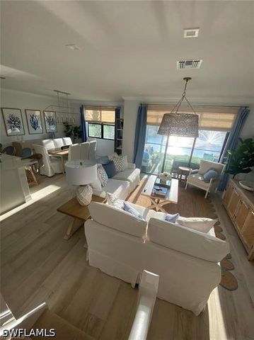 7576 Carnegie WAY, Naples, FL 34119