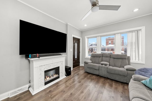 1832 S 55th Court, Cicero, IL 60804