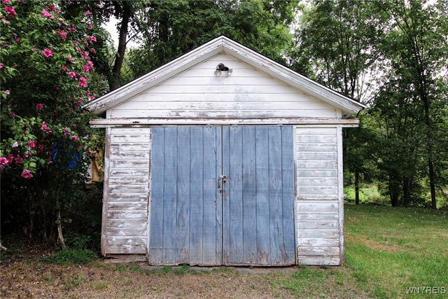 921 Orient Street, Shelby, NY 14103