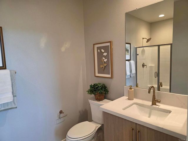 2606 Vibrant Glen, Escondido, CA 92026