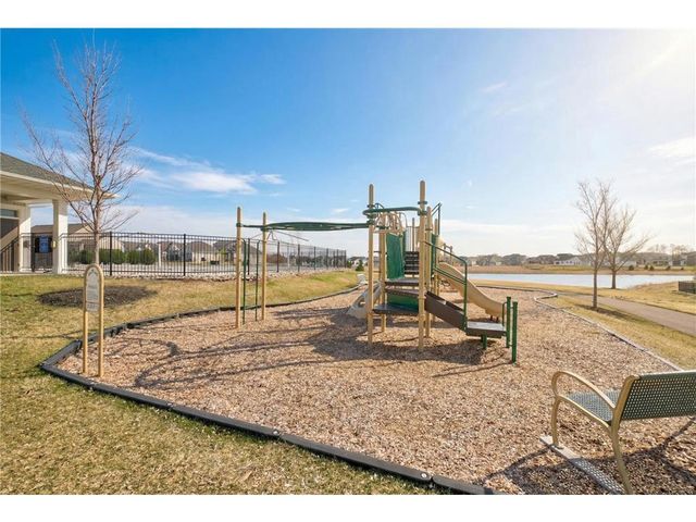 10668 39th Street, Lake Elmo, MN 55042