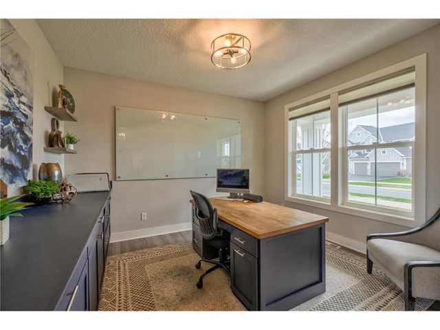 10668 39th Street, Lake Elmo, MN 55042