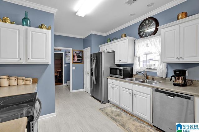 813 SAVANNAH LANE, Calera, AL 35040