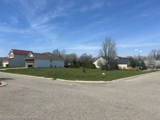1277 Liza Boulevard, Pontiac, MI 48342