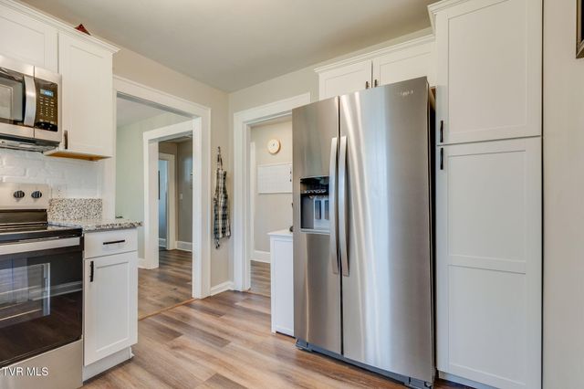 2046 Carolina Avenue, Bristol, TN 37620