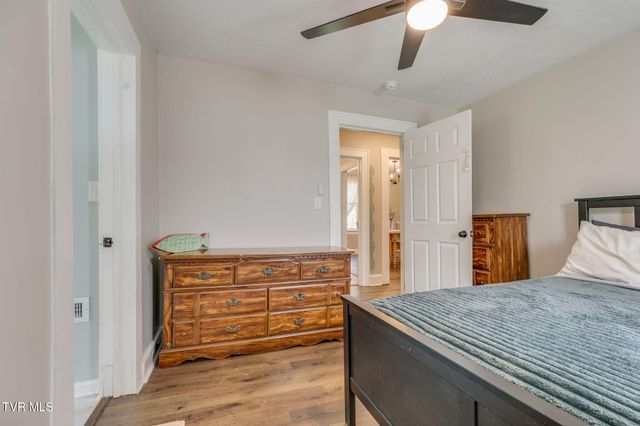 2046 Carolina Avenue, Bristol, TN 37620