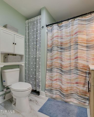 2046 Carolina Avenue, Bristol, TN 37620