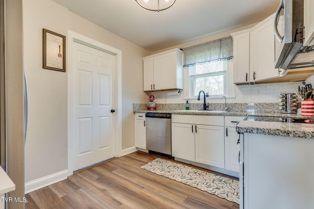 2046 Carolina Avenue, Bristol, TN 37620