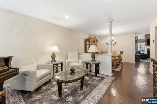 496 Shadow Mountain Road, Mahwah, NJ 07430