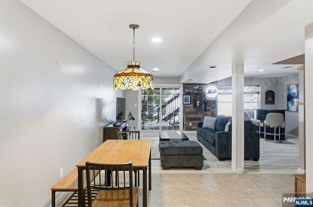 496 Shadow Mountain Road, Mahwah, NJ 07430