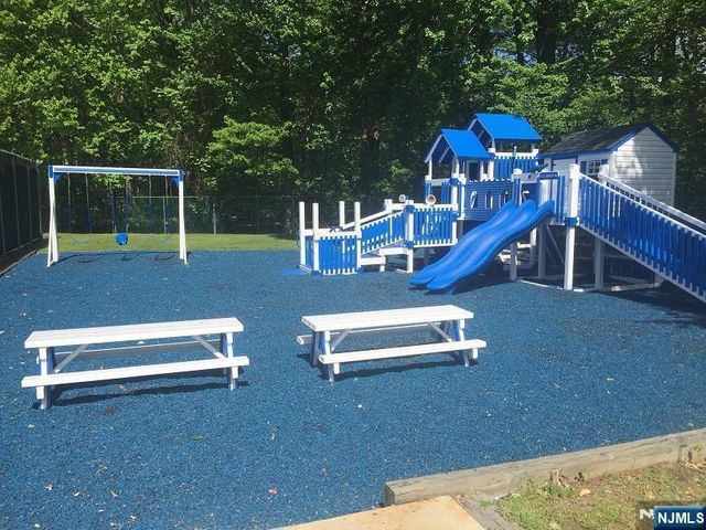 496 Shadow Mountain Road, Mahwah, NJ 07430