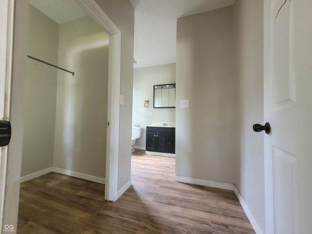 932 W Main Street, Greenfield, IN 46140