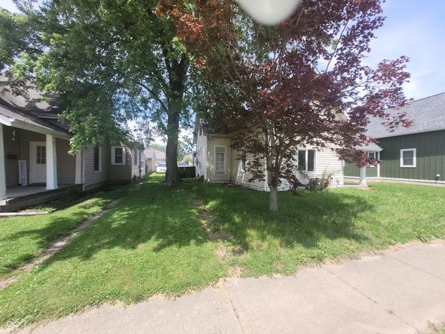 932 W Main Street, Greenfield, IN 46140