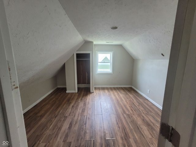 932 W Main Street, Greenfield, IN 46140