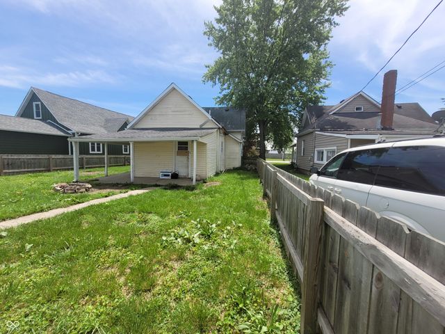 932 W Main Street, Greenfield, IN 46140
