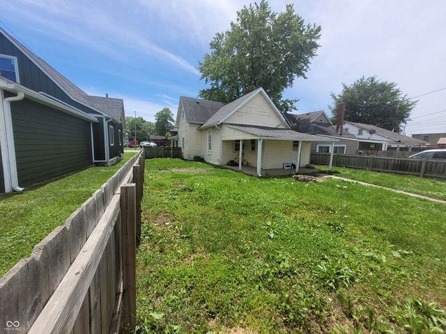 932 W Main Street, Greenfield, IN 46140