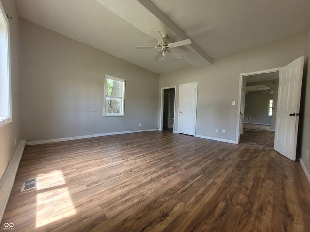 932 W Main Street, Greenfield, IN 46140