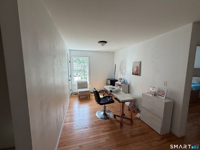 57 Lounsbury Street, Naugatuck, CT 06770