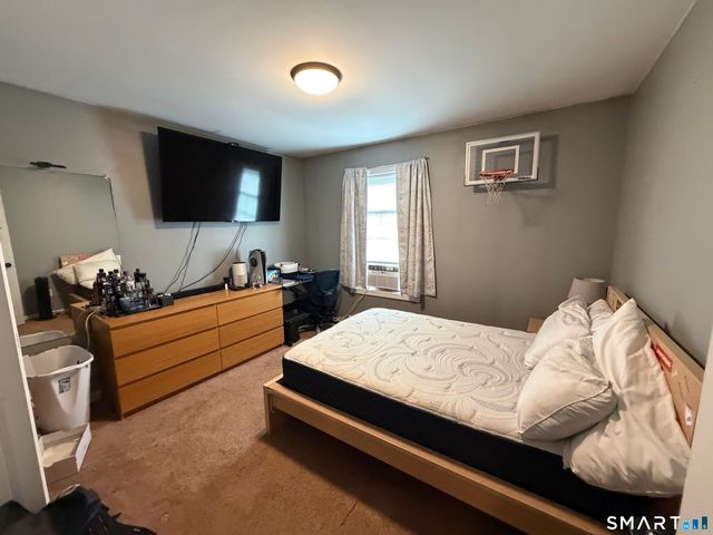57 Lounsbury Street, Naugatuck, CT 06770