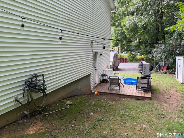 57 Lounsbury Street, Naugatuck, CT 06770