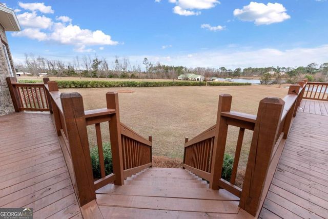 42 Claxton Road, Hazlehurst, GA 31539