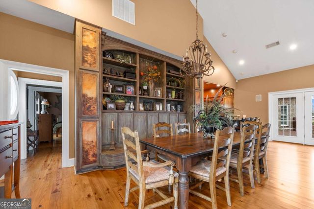 42 Claxton Road, Hazlehurst, GA 31539