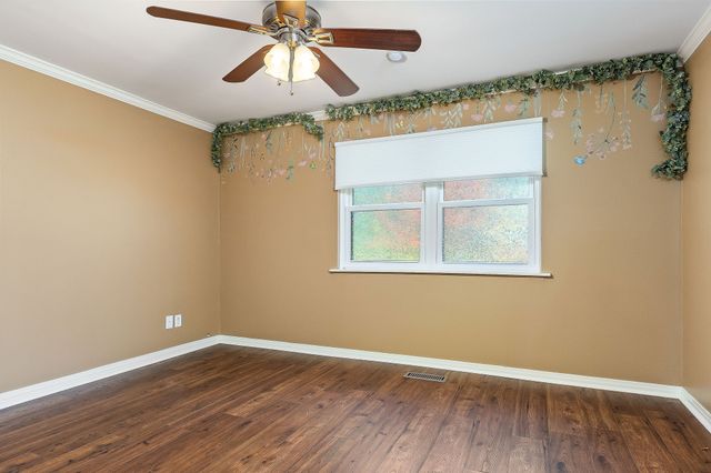 727 Timber Ln, Cookeville, TN 38501