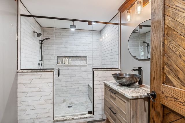 727 Timber Ln, Cookeville, TN 38501