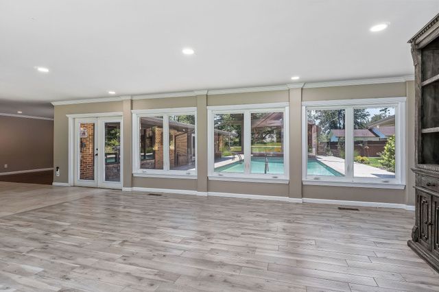 727 Timber Ln, Cookeville, TN 38501